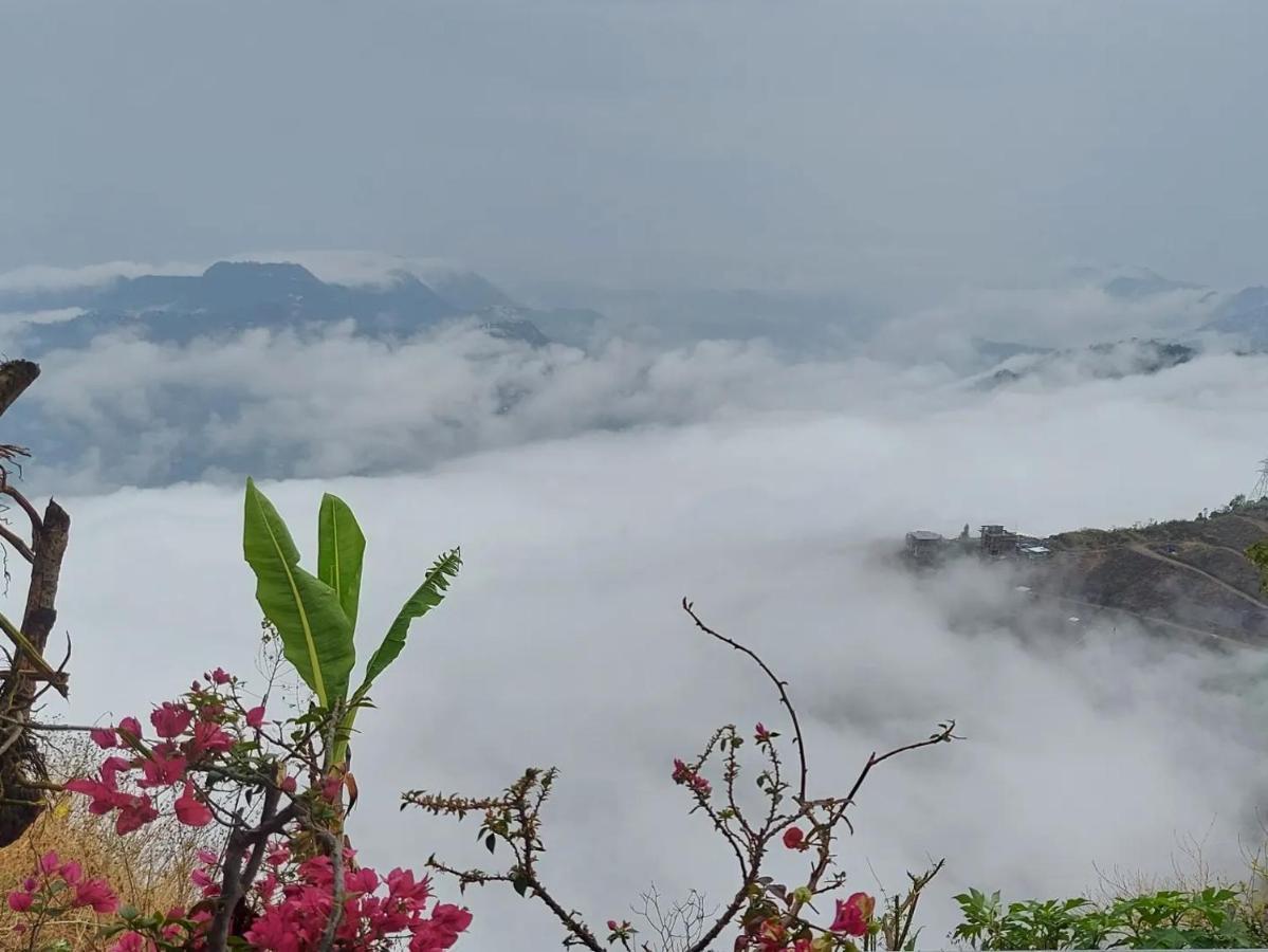 Giftland Homestay Āīzawl Εξωτερικό φωτογραφία